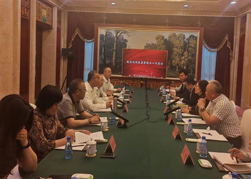 自治區(qū)副主席凱賽爾·阿布都克熱木親自會(huì)見朱美芳院士團(tuán)隊(duì)及隆成集團(tuán)董事長劉輝先生、集團(tuán)常務(wù)副總劉惠女士